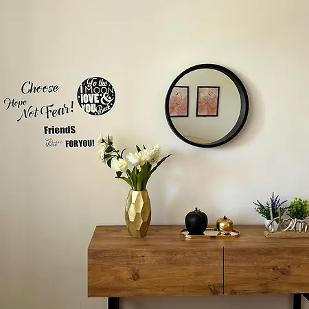 Viewtopia House Дхерми