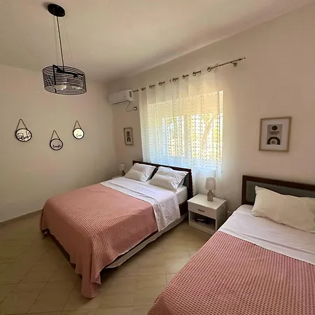 Гостевой дом Viewtopia House 4*