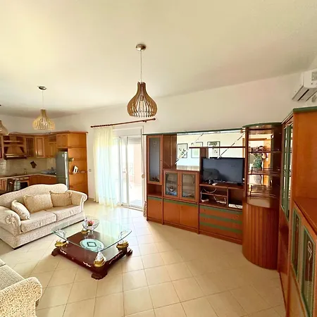 Viewtopia House Гостевой дом Дхерми