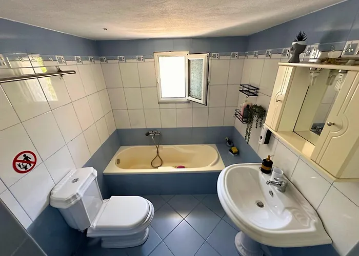 Viewtopia House Gasthof 4*